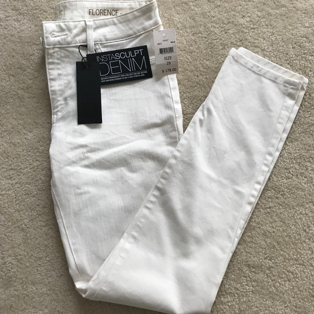 DL1961 Florence Jean